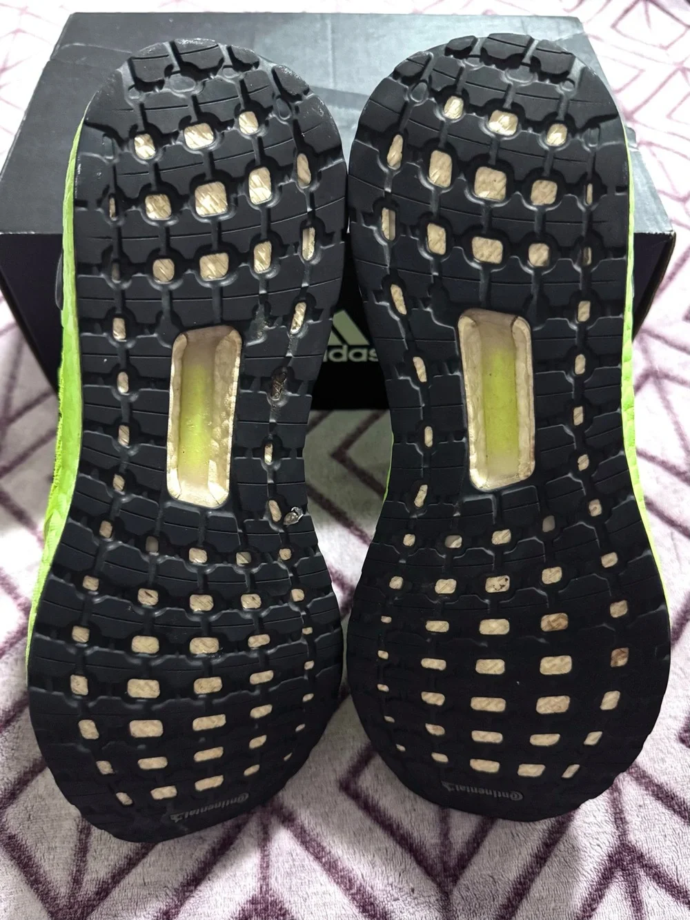 Adidas Ultraboost 20 Signal Green/Core Black Knit Running Shoes Size US 8 Mens